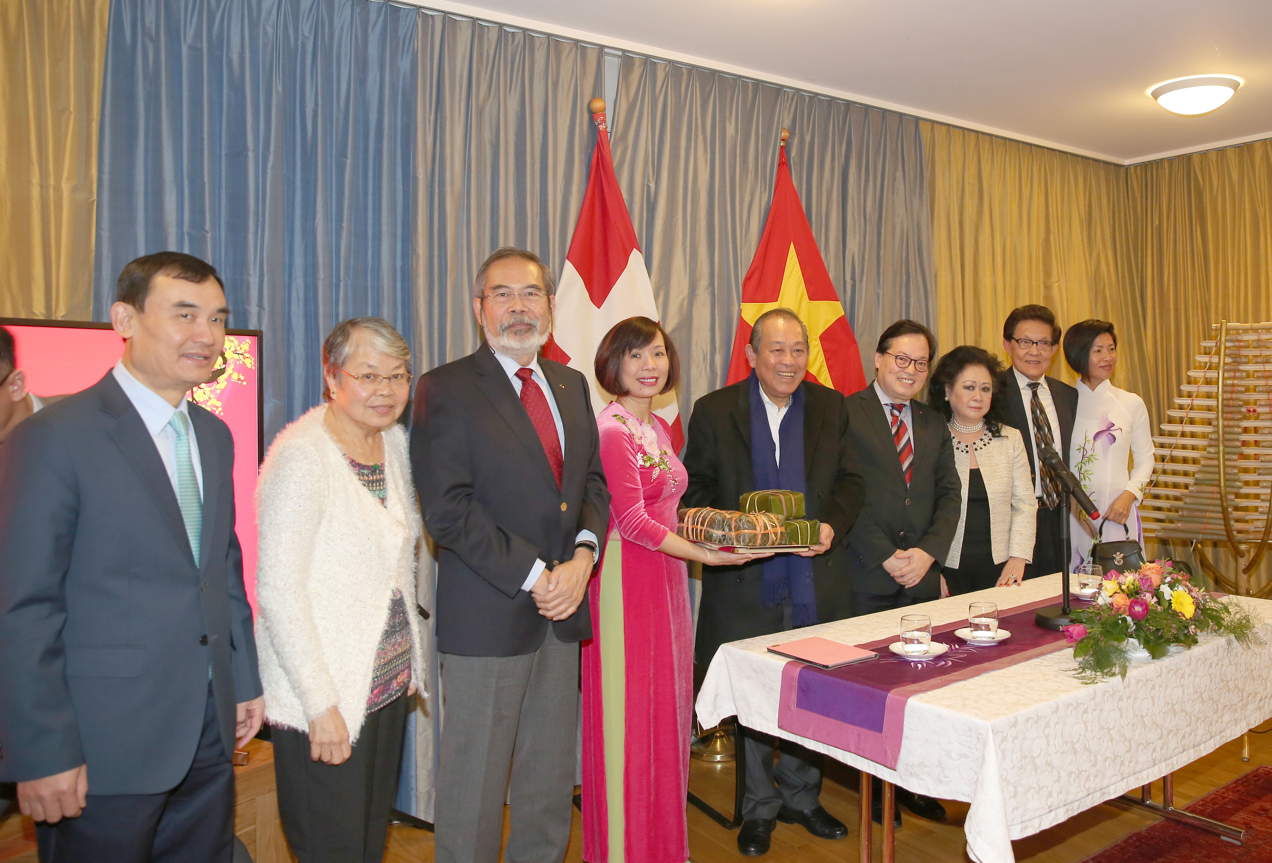 Phó Thủ tướng Trương Hoà Bình dự Tết cộng đồng người Việt tại Thụy Sĩ